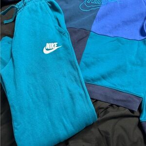 Nike Kids Turquoise Jogger set